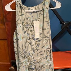 Floral print sleeveless top